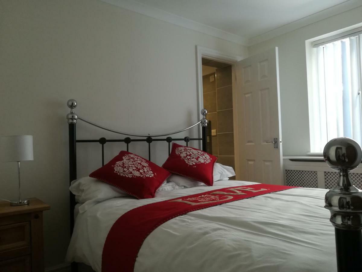 2 Bedroom Modern Apartment, Uplands, Swansea Exterior foto